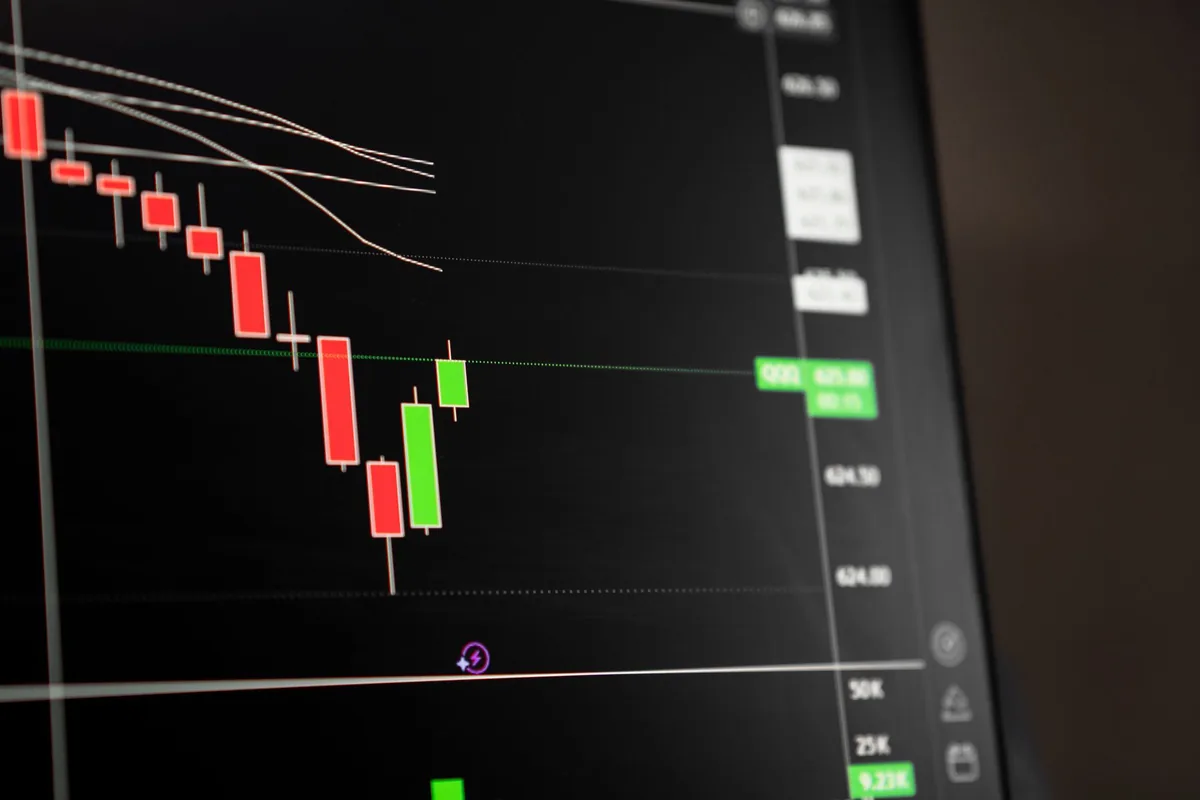 توجهات الاستثمار في الصناديق العالمية وتأثير قطاع التكنولوجيا