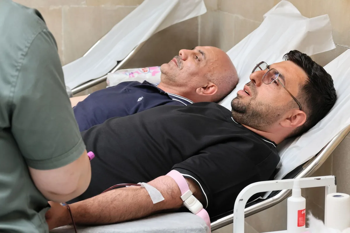 تحذيرات من حملات تبرع طبية مضللة على منصات التمويل الجماعي